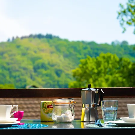 Laissez-vous Enchanter Par La Vallee De La Meuse 펜션 *