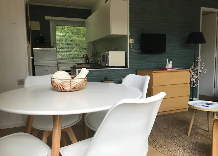 Laissez-vous Enchanter Par La Vallee De La Meuse * Hastière-par-delà