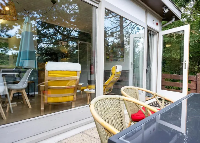 Laissez-vous Enchanter Par La Vallee De La Meuse Nyaraló Hastière-par-delà