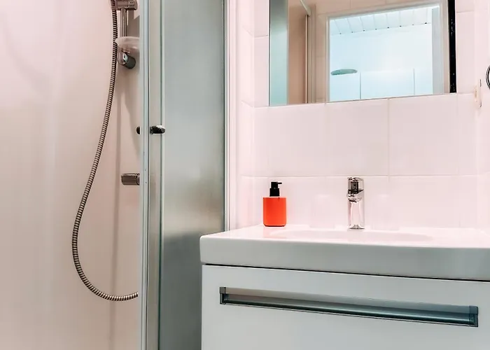 Laissez-vous Enchanter Par La Vallee De La Meuse Hastière-par-delà