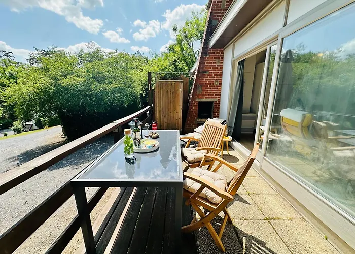 Laissez-vous Enchanter Par La Vallee De La Meuse Nyaraló Hastière-par-delà